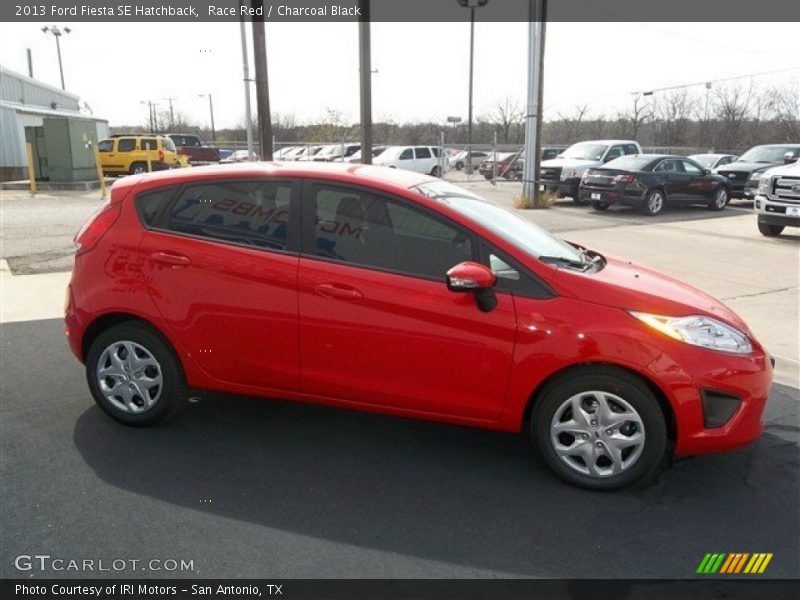 Race Red / Charcoal Black 2013 Ford Fiesta SE Hatchback