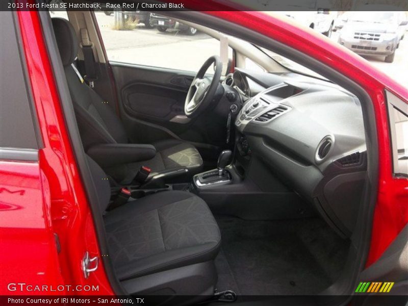 Race Red / Charcoal Black 2013 Ford Fiesta SE Hatchback