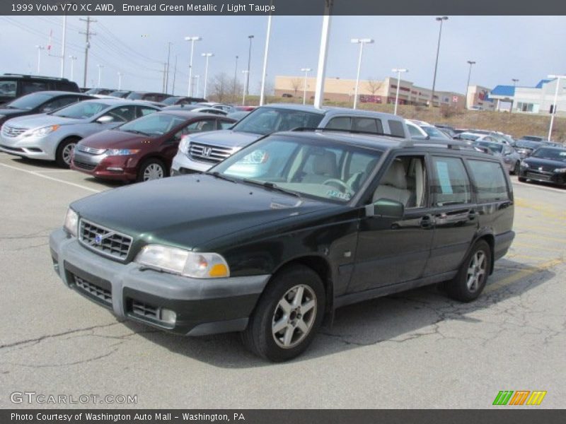 Emerald Green Metallic / Light Taupe 1999 Volvo V70 XC AWD