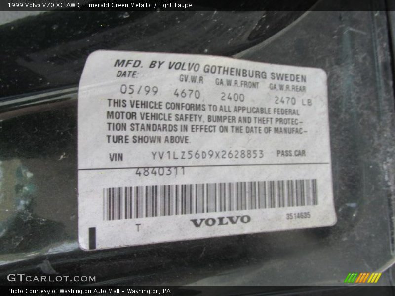 Emerald Green Metallic / Light Taupe 1999 Volvo V70 XC AWD