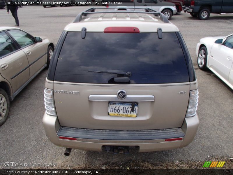 Cashmere Tri-Coat / Camel 2006 Mercury Mountaineer Luxury AWD