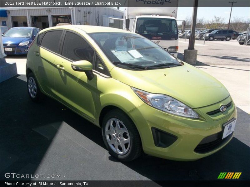 Lime Squeeze / Charcoal Black 2013 Ford Fiesta SE Hatchback