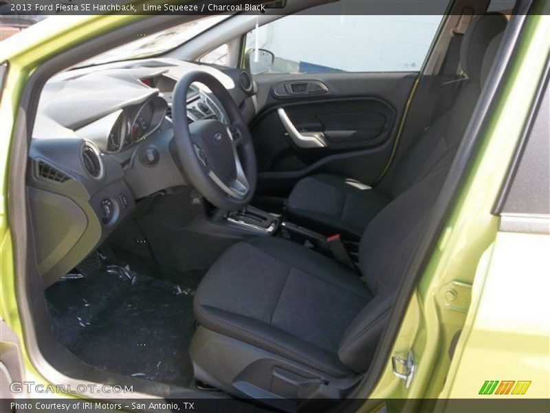 Lime Squeeze / Charcoal Black 2013 Ford Fiesta SE Hatchback