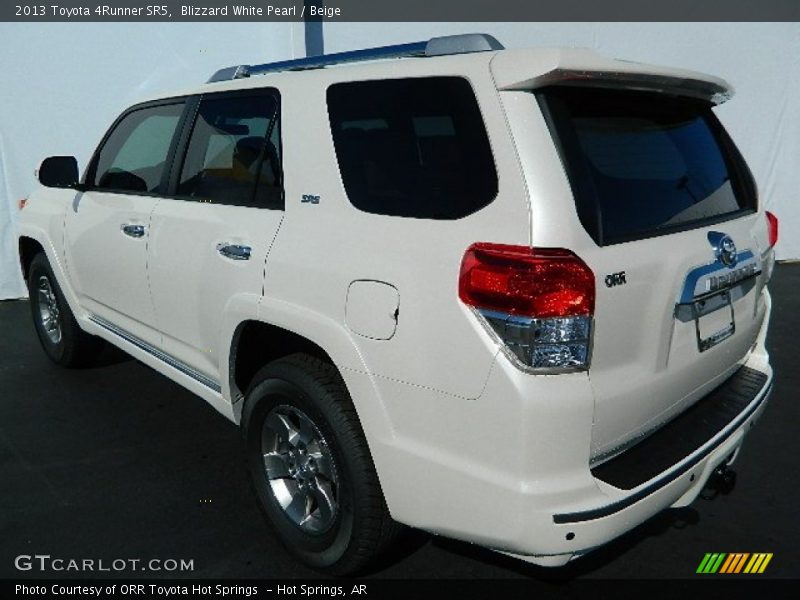 Blizzard White Pearl / Beige 2013 Toyota 4Runner SR5