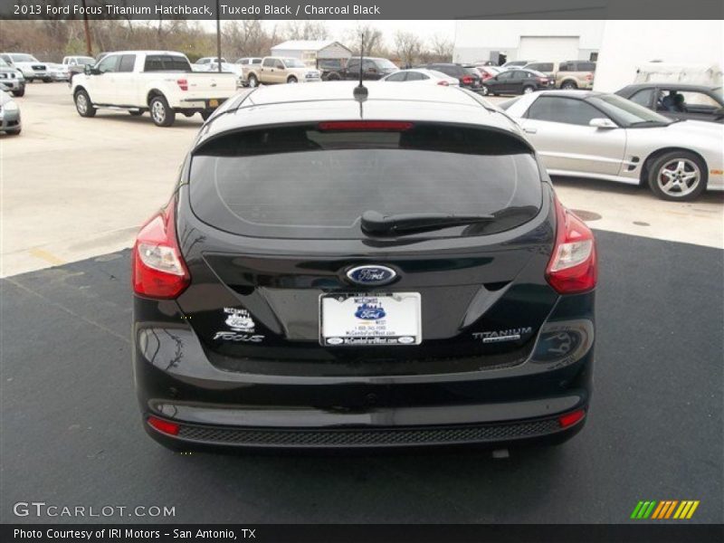 Tuxedo Black / Charcoal Black 2013 Ford Focus Titanium Hatchback