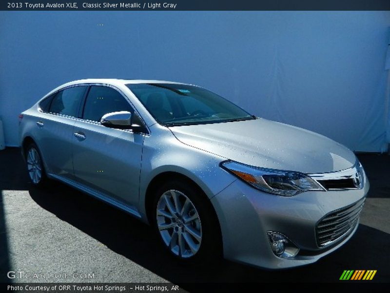 Classic Silver Metallic / Light Gray 2013 Toyota Avalon XLE