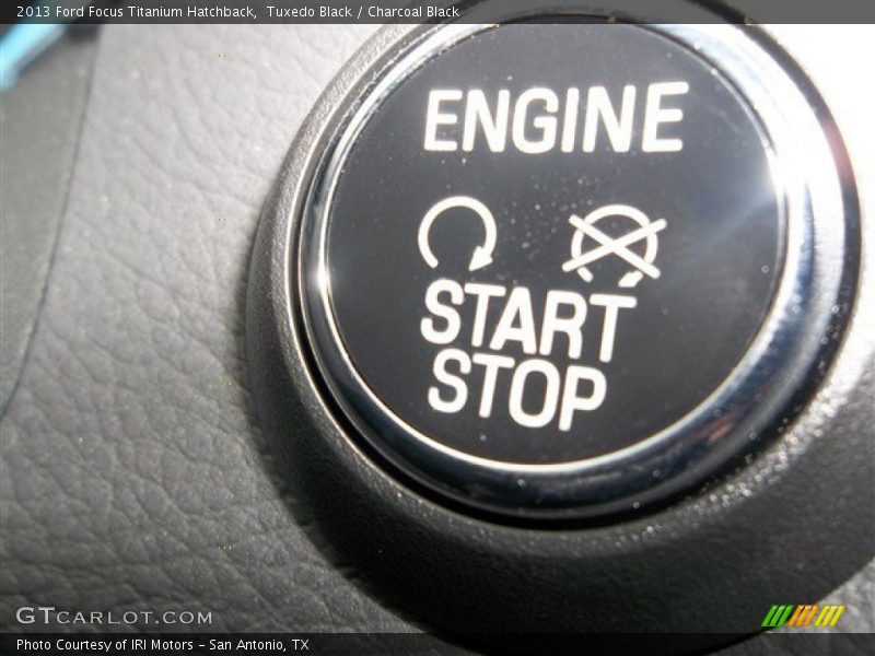 Controls of 2013 Focus Titanium Hatchback