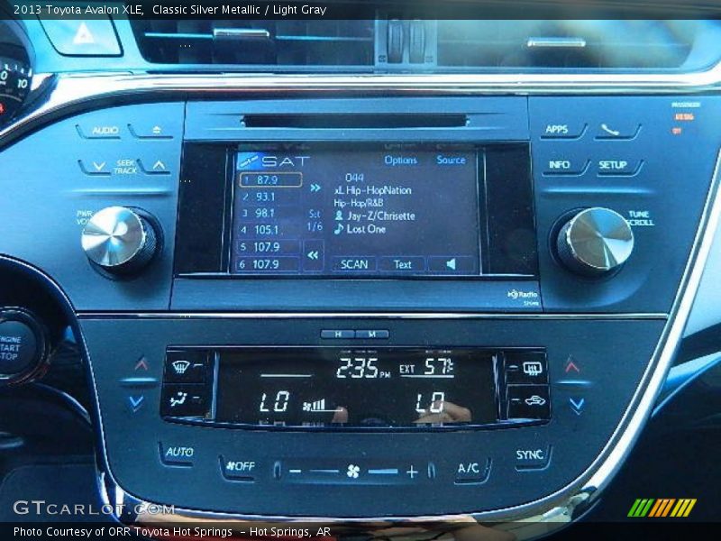 Classic Silver Metallic / Light Gray 2013 Toyota Avalon XLE