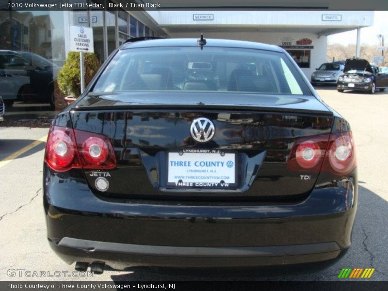 Black / Titan Black 2010 Volkswagen Jetta TDI Sedan