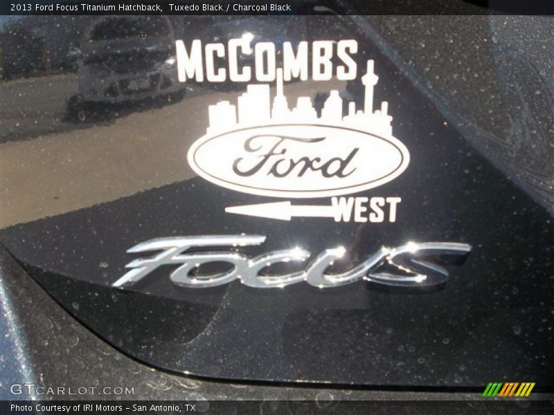 Tuxedo Black / Charcoal Black 2013 Ford Focus Titanium Hatchback