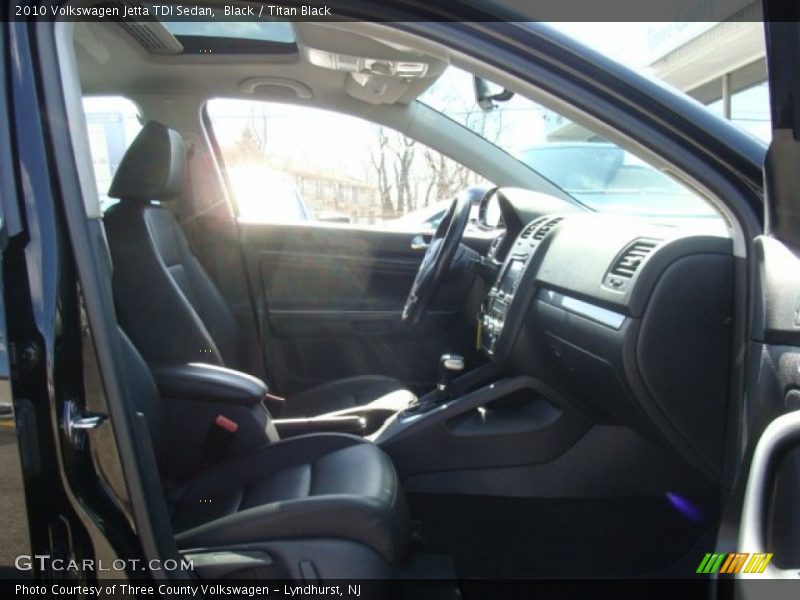 Black / Titan Black 2010 Volkswagen Jetta TDI Sedan