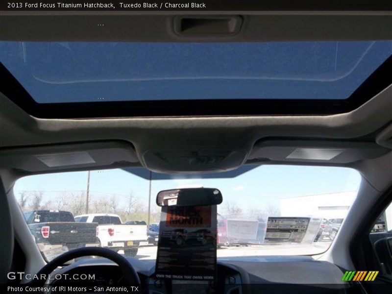 Tuxedo Black / Charcoal Black 2013 Ford Focus Titanium Hatchback