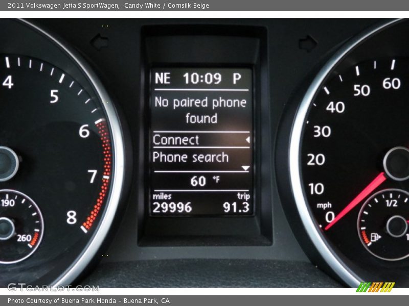 Candy White / Cornsilk Beige 2011 Volkswagen Jetta S SportWagen
