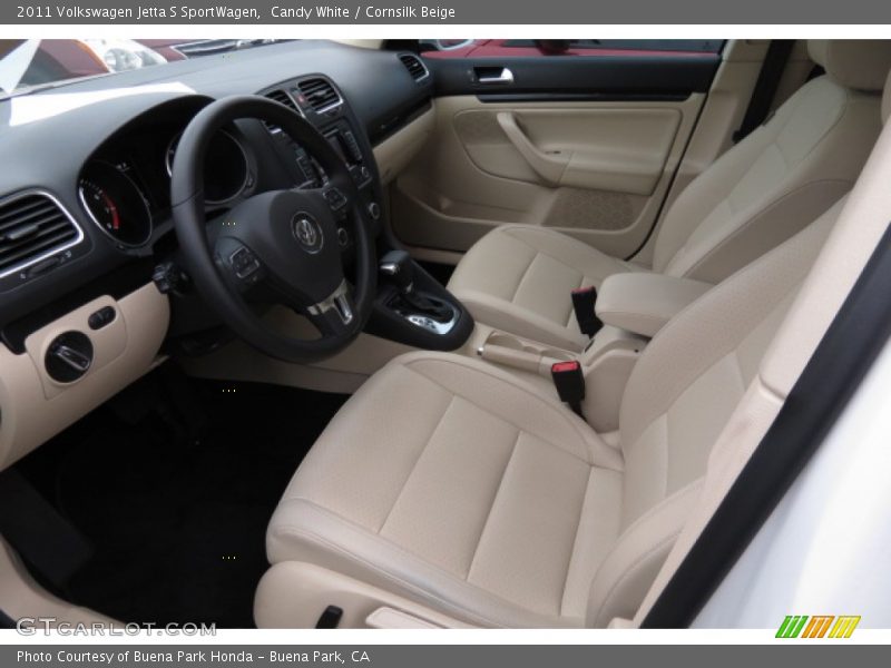 Candy White / Cornsilk Beige 2011 Volkswagen Jetta S SportWagen