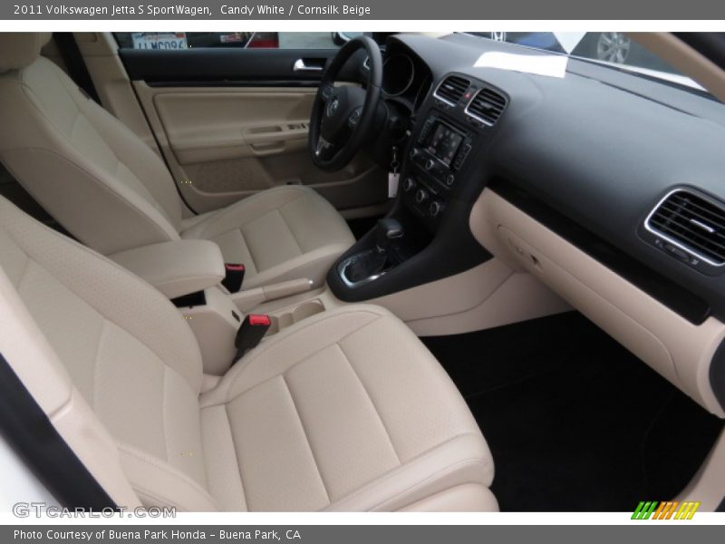Candy White / Cornsilk Beige 2011 Volkswagen Jetta S SportWagen