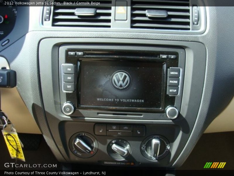 Black / Cornsilk Beige 2012 Volkswagen Jetta SE Sedan