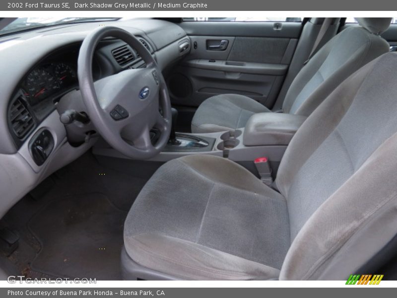  2002 Taurus SE Medium Graphite Interior