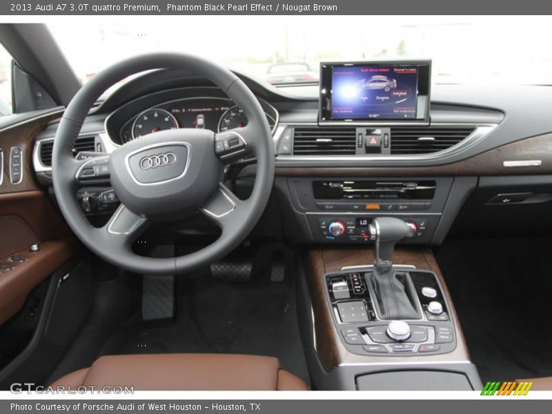 Dashboard of 2013 A7 3.0T quattro Premium