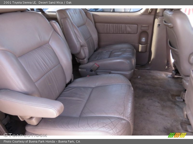 Desert Sand Mica / Oak 2001 Toyota Sienna LE