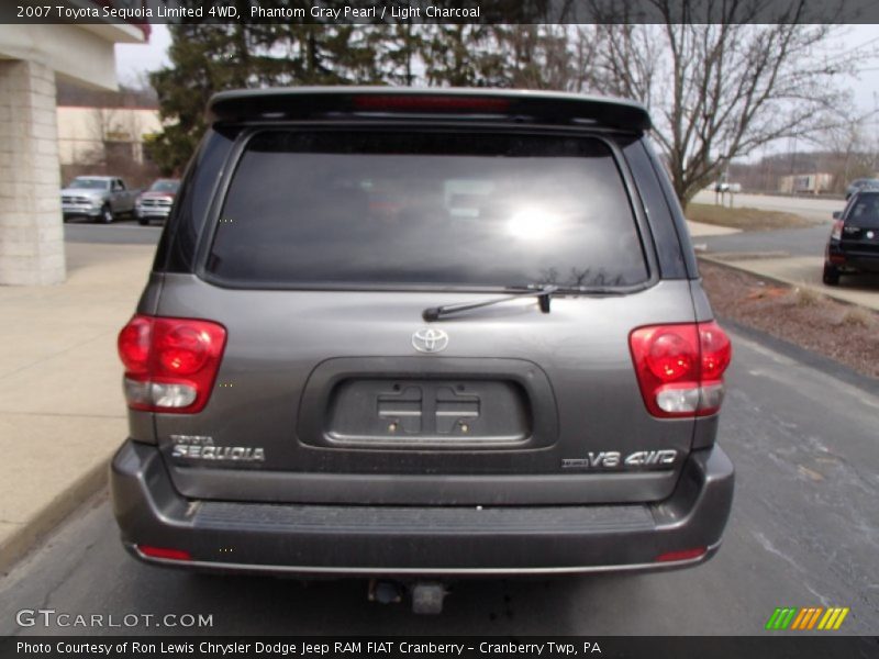 Phantom Gray Pearl / Light Charcoal 2007 Toyota Sequoia Limited 4WD