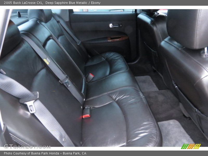 2005 LaCrosse CXL Ebony Interior