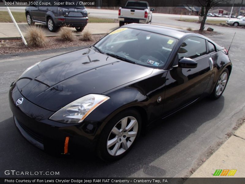 Super Black / Charcoal 2004 Nissan 350Z Coupe