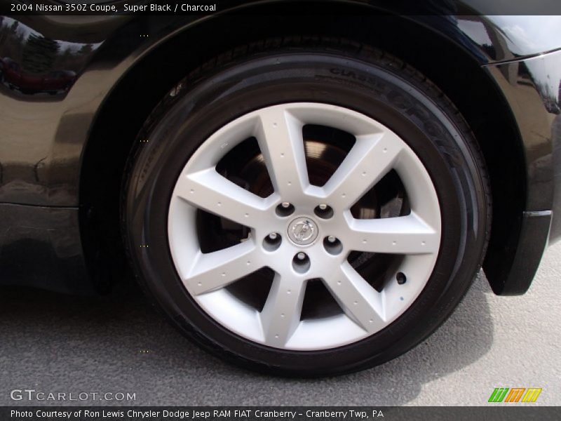 Super Black / Charcoal 2004 Nissan 350Z Coupe