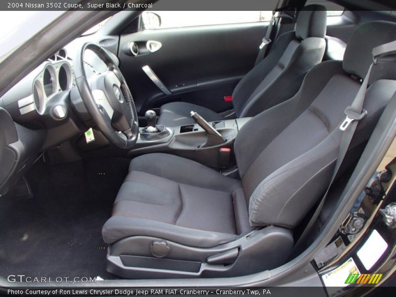 Super Black / Charcoal 2004 Nissan 350Z Coupe