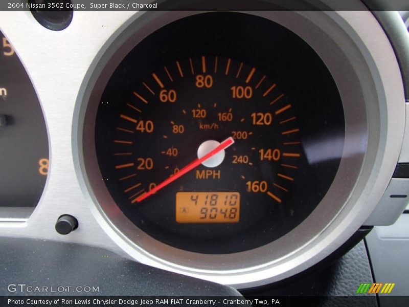 Super Black / Charcoal 2004 Nissan 350Z Coupe
