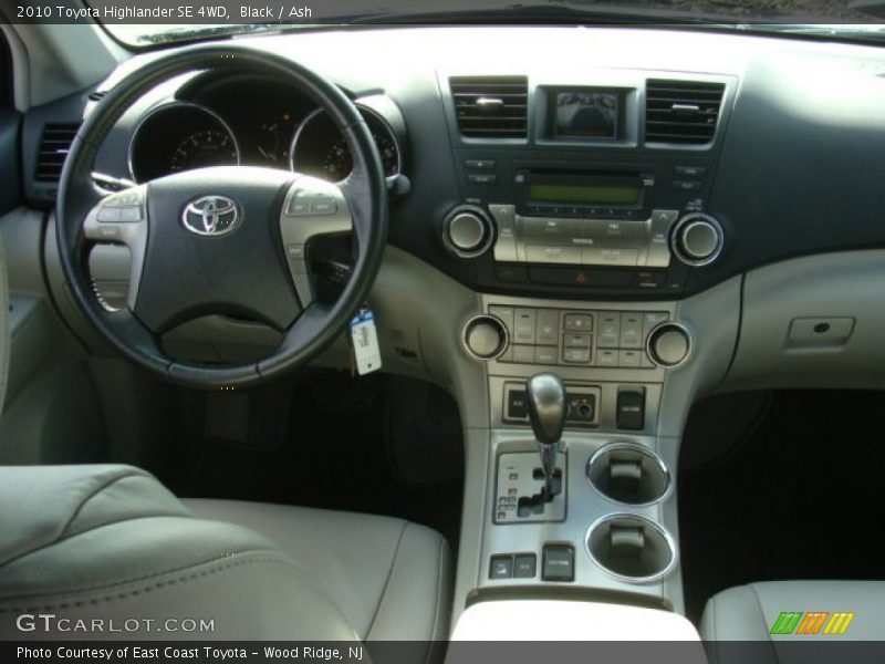 Black / Ash 2010 Toyota Highlander SE 4WD