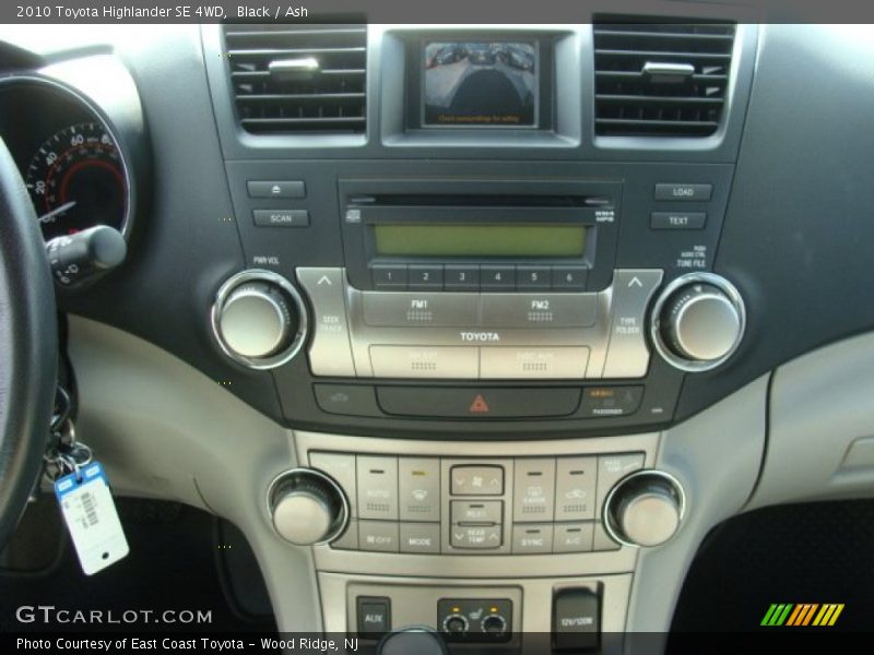 Black / Ash 2010 Toyota Highlander SE 4WD