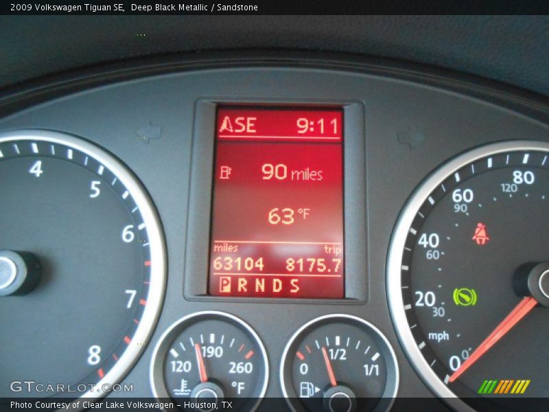 Deep Black Metallic / Sandstone 2009 Volkswagen Tiguan SE