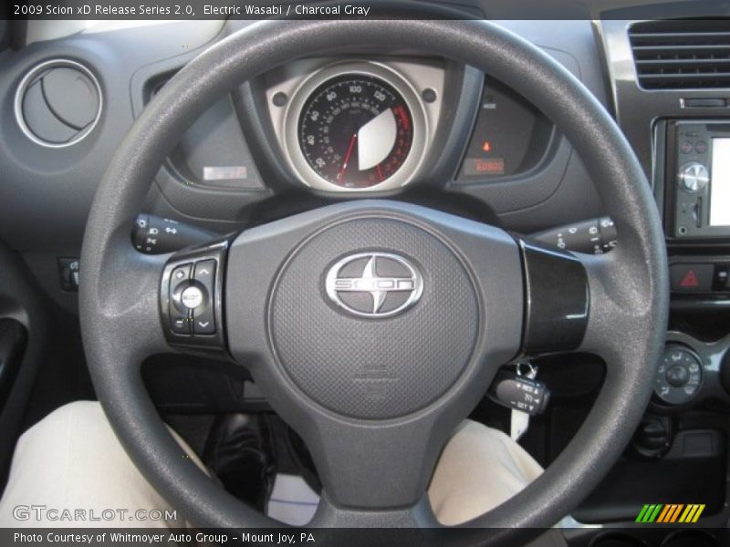  2009 xD Release Series 2.0 Steering Wheel