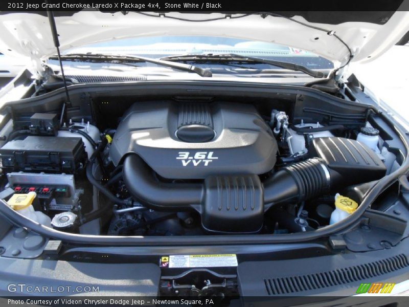 Stone White / Black 2012 Jeep Grand Cherokee Laredo X Package 4x4