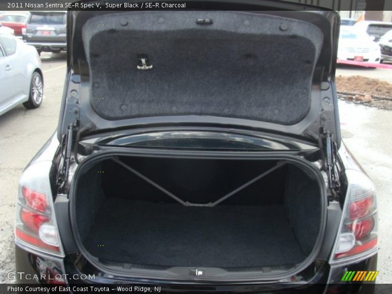 Super Black / SE-R Charcoal 2011 Nissan Sentra SE-R Spec V
