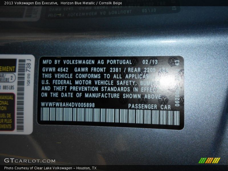 Horizon Blue Metallic / Cornsilk Beige 2013 Volkswagen Eos Executive