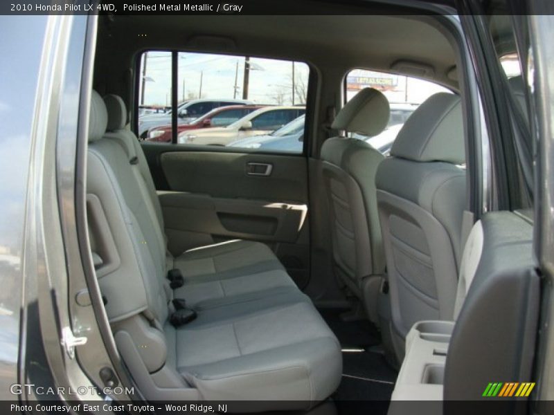 Polished Metal Metallic / Gray 2010 Honda Pilot LX 4WD