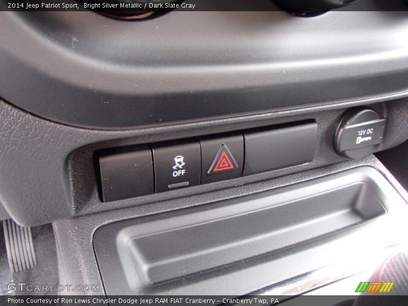 Bright Silver Metallic / Dark Slate Gray 2014 Jeep Patriot Sport