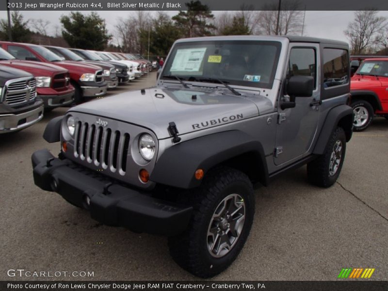 Front 3/4 View of 2013 Wrangler Rubicon 4x4