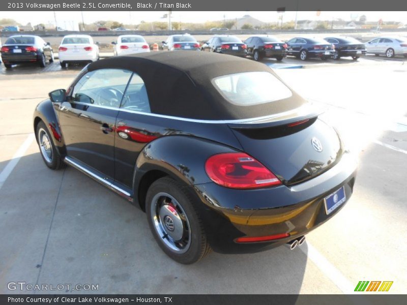 Black / Titan Black 2013 Volkswagen Beetle 2.5L Convertible