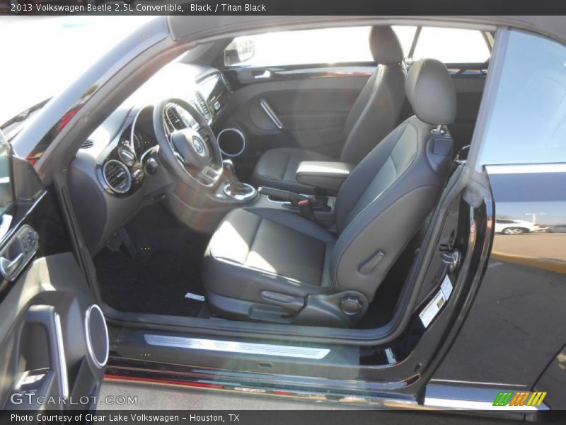 Black / Titan Black 2013 Volkswagen Beetle 2.5L Convertible