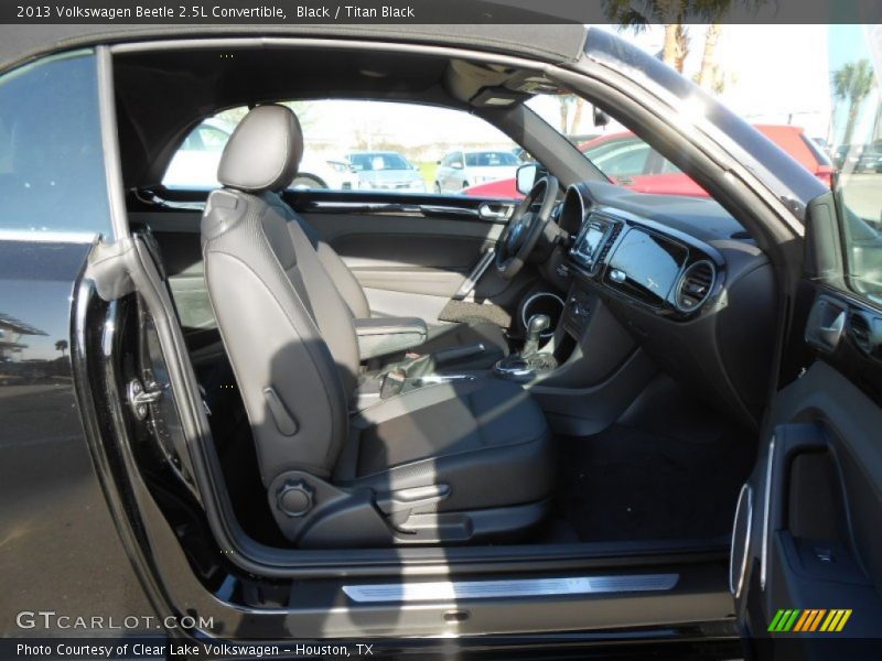 Black / Titan Black 2013 Volkswagen Beetle 2.5L Convertible