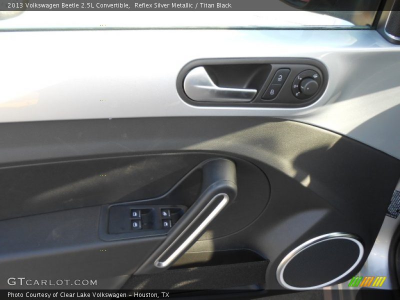 Reflex Silver Metallic / Titan Black 2013 Volkswagen Beetle 2.5L Convertible