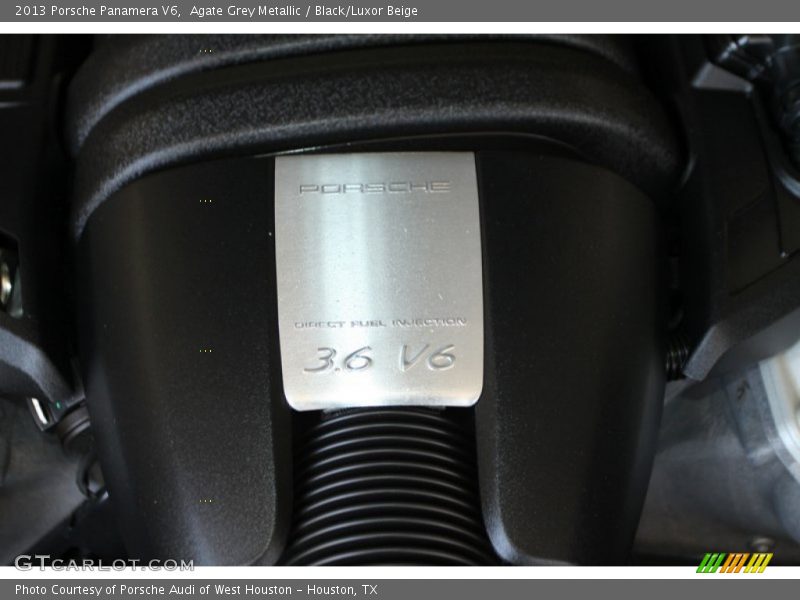  2013 Panamera V6 Logo