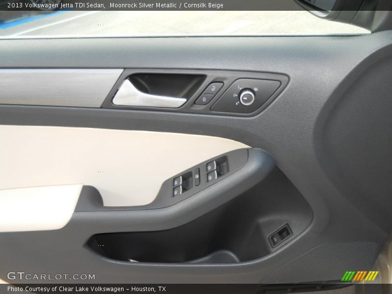 Moonrock Silver Metallic / Cornsilk Beige 2013 Volkswagen Jetta TDI Sedan