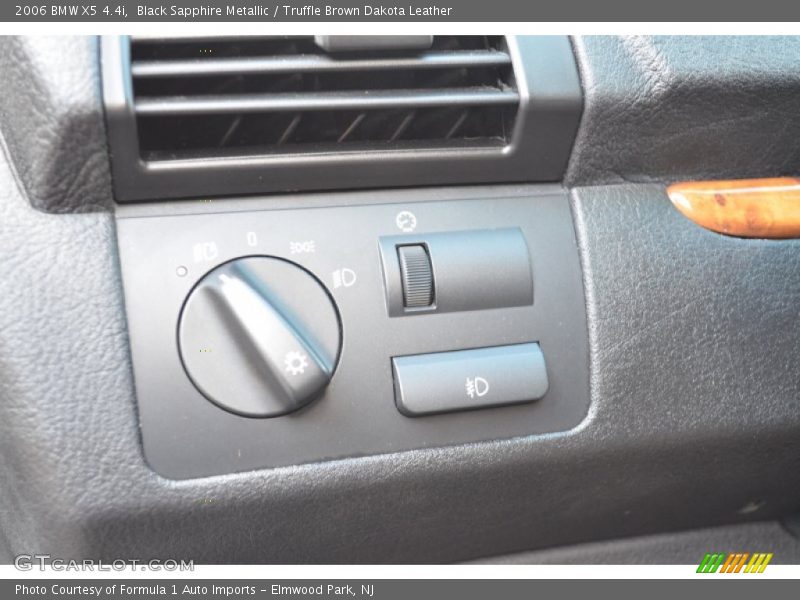 Controls of 2006 X5 4.4i
