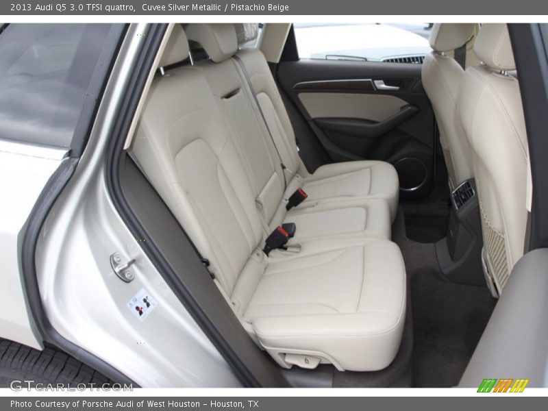 Rear Seat of 2013 Q5 3.0 TFSI quattro