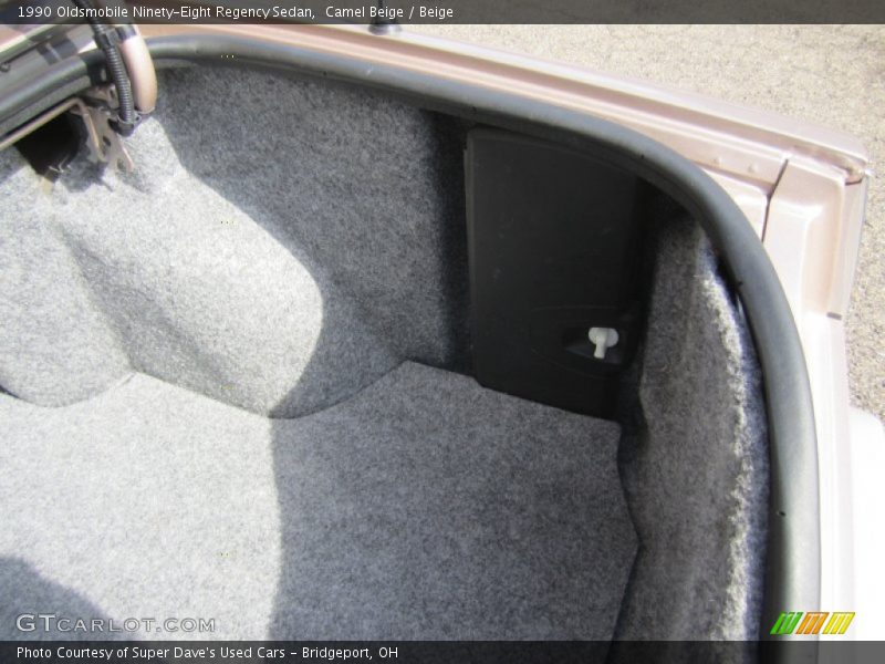 Camel Beige / Beige 1990 Oldsmobile Ninety-Eight Regency Sedan