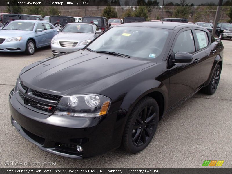 Front 3/4 View of 2013 Avenger SXT Blacktop