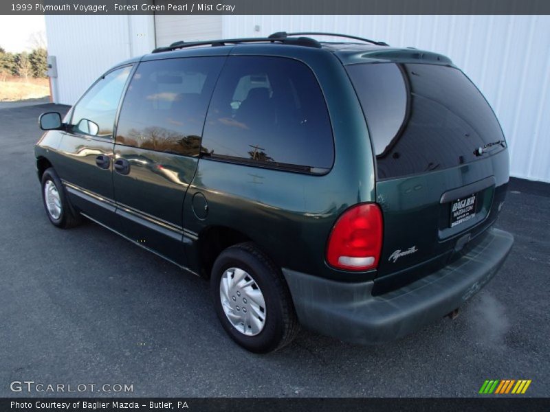 Forest Green Pearl / Mist Gray 1999 Plymouth Voyager